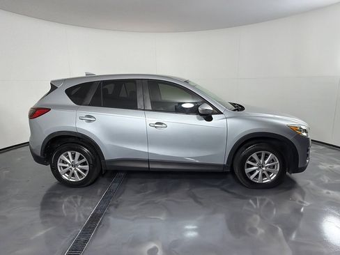 Used 2016 MAZDA CX-5 Touring FWD image 4