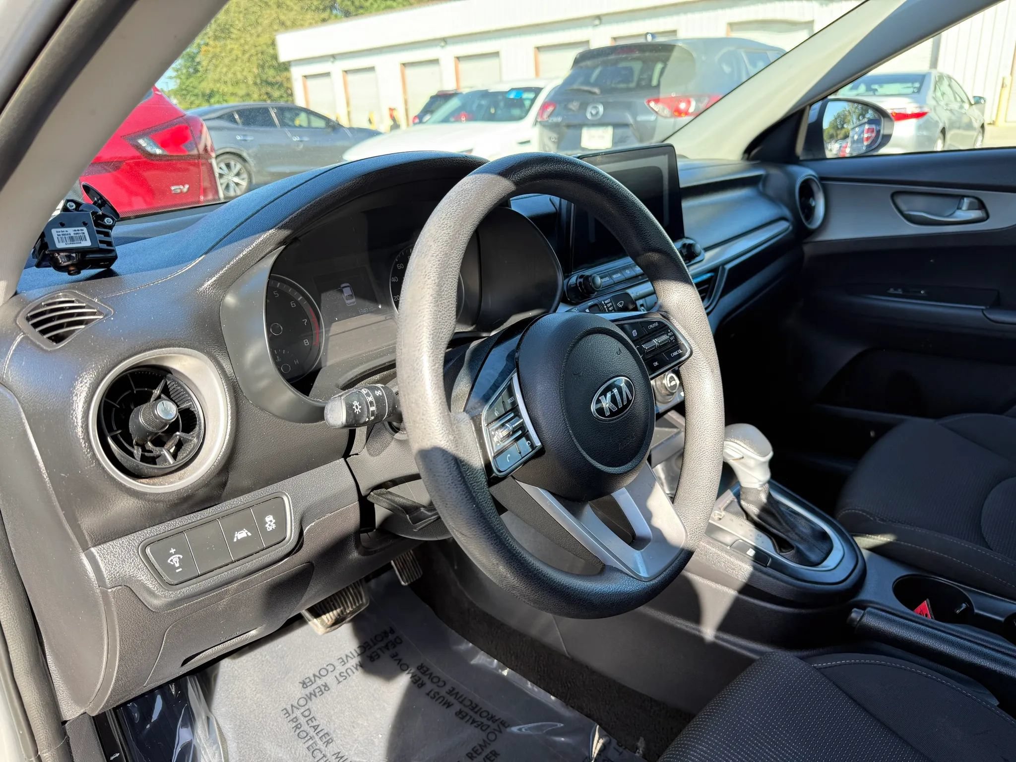 Used 2021 Kia Forte LXS FWD image 17