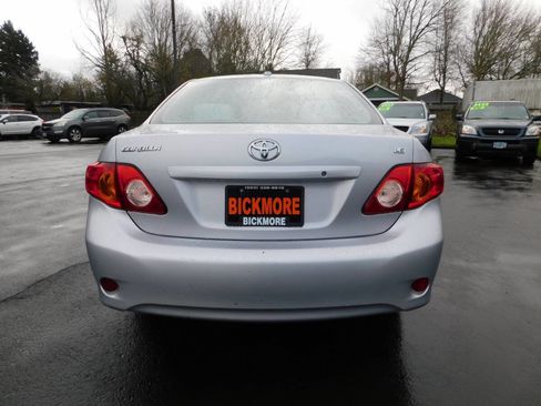 Used 2010 Toyota Corolla LE image 18