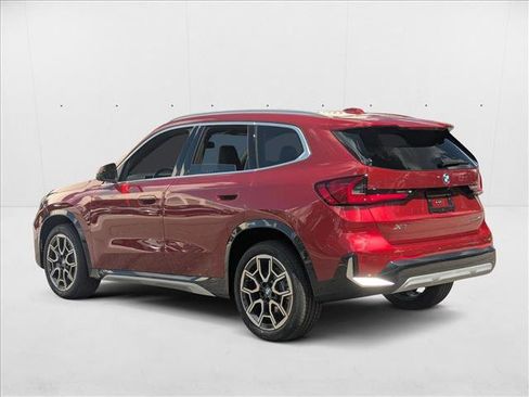 Used 2026 BMW X1 xDrive28i w/ Technology Package image 9