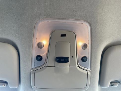 Used 2017 Toyota Prius Four w/ Protection Package image 27