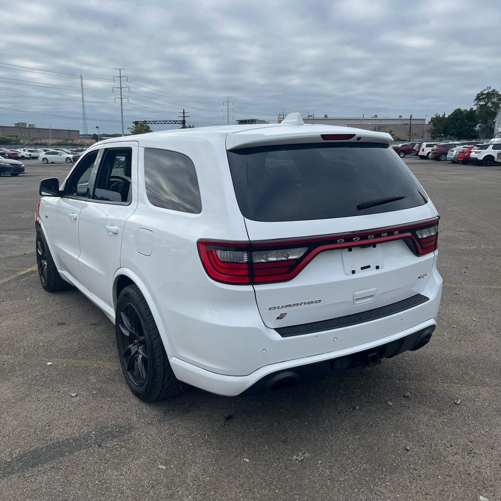 Used 2018 Dodge Durango SRT w/ SRT Interior Appearance Group AWD/4WD image 4