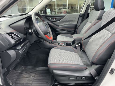 Used 2023 Subaru Forester Sport image 7