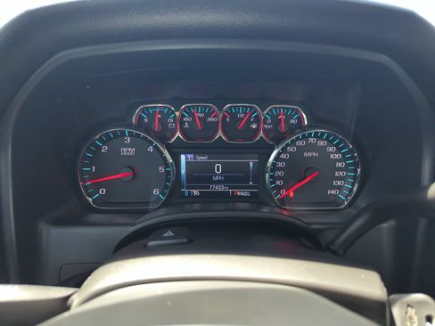 Used 2018 Chevrolet Silverado 1500 LT w/ All Star Edition AWD/4WD image 10