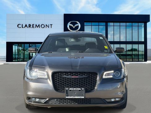 Used 2023 Chrysler 300 S image 2