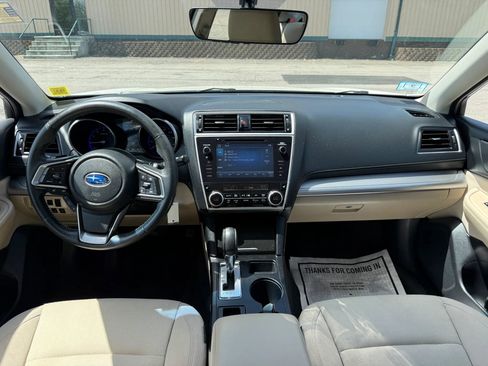 Used 2019 Subaru Legacy 2.5i Premium AWD/4WD image 2