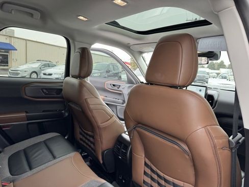 Used 2023 Ford Bronco Sport Outer Banks w/ Tech Package image 37