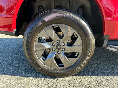 Used 2023 Ford F150 Lightning Lariat w/ Tow Technology Package image 17