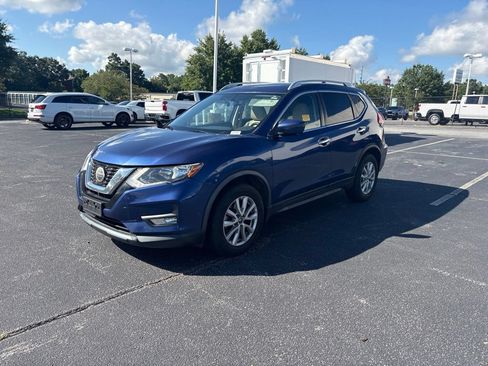 Used 2018 Nissan Rogue SV w/ Premium Package FWD image 8