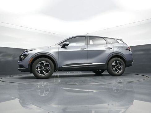 Used 2025 Kia Sportage LX image 48