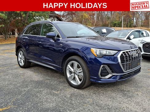 Used 2022 Audi Q3 2.0T Premium w/ Convenience Package image 1