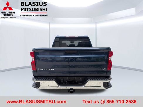 Used 2023 Chevrolet Silverado 1500 LT AWD/4WD image 10