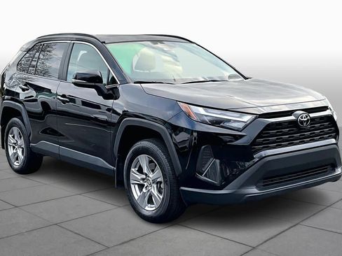 Used 2024 Toyota RAV4 XLE image 2