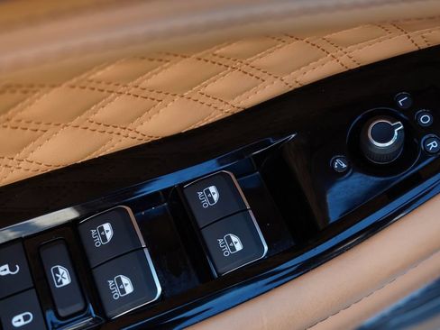 Certified 2024 Jeep Grand Cherokee L Summit AWD/4WD image 27