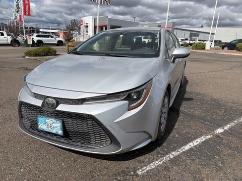 Used 2020 Toyota Corolla LE image 5