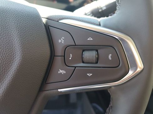 New 2026 Chevrolet Trax LT w/ Sunroof Package image 30