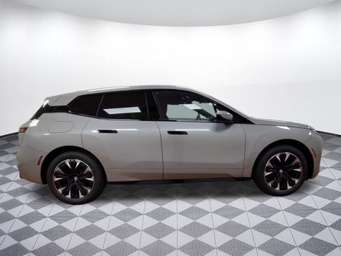 New 2026 BMW iX xDrive60 w/ M Sport Package image 7