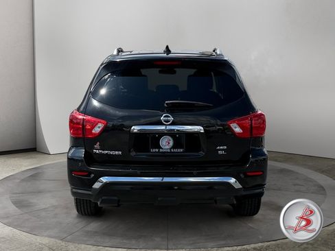 Used 2019 Nissan Pathfinder SL AWD/4WD image 6
