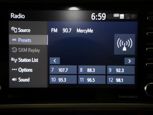 Used 2022 Toyota Tacoma SR5 w/ Technology Package RWD image 20