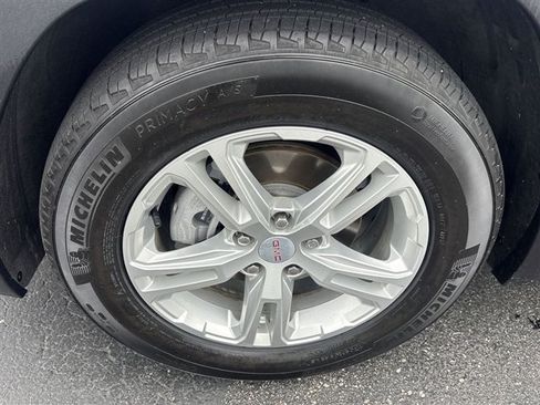 Certified 2023 GMC Terrain SLE w/ Driver Convenience Package FWD image 32