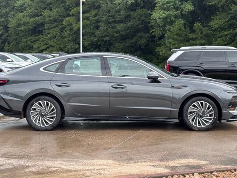 New 2026 Hyundai Sonata SEL FWD image 11