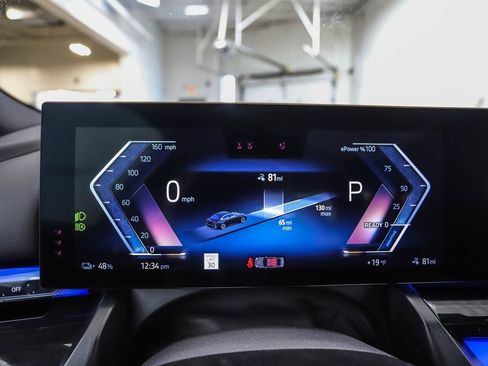 Certified 2025 BMW i5 xDrive40 w/ M Sport Package image 14