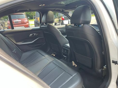 Used 2019 BMW 330i xDrive Sedan w/ Convenience Package AWD/4WD image 22