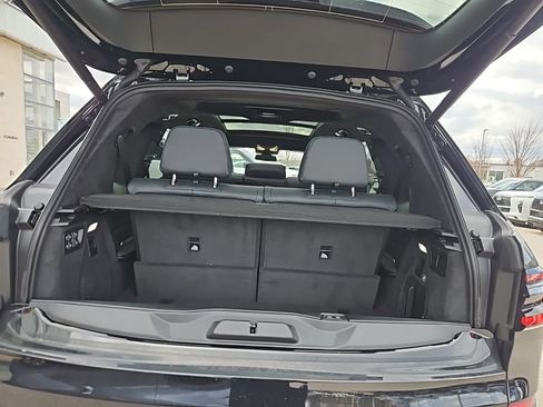 Used 2026 BMW X7 xDrive40i w/ M Sport Package image 15