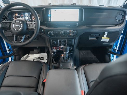 New 2026 Jeep Wrangler Unlimited Rubicon AWD/4WD image 22