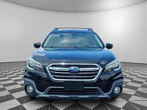 Used 2019 Subaru Outback 2.5i Limited w/ Popular Package #2 AWD/4WD image 2
