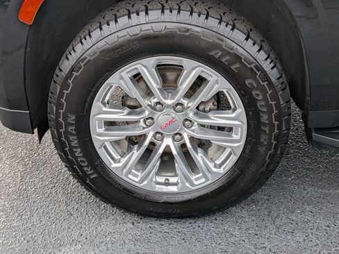 Used 2021 GMC Yukon SLT AWD/4WD image 10