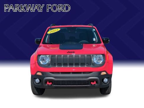 Used 2023 Jeep Renegade Trailhawk AWD/4WD image 8