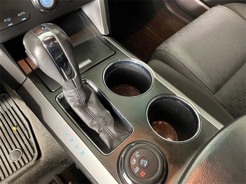 Used 2012 Ford Explorer XLT image 9