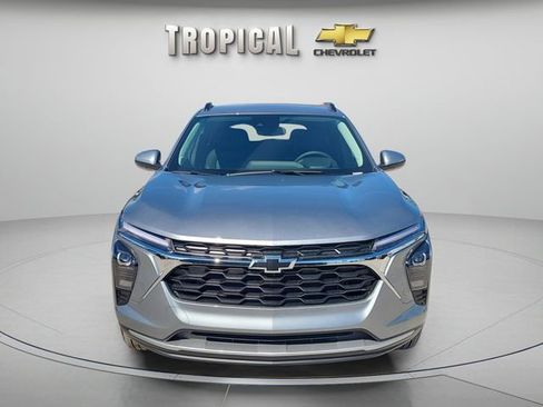 New 2026 Chevrolet Trax LT w/ Driver Confidence Package image 8