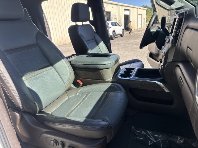 Used 2022 GMC Sierra 3500 Denali w/ Denali Ultimate Package AWD/4WD image 10