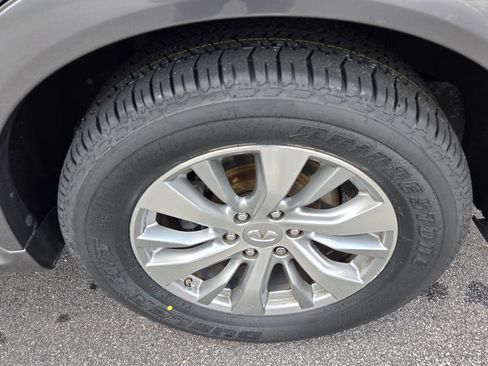Used 2016 INFINITI QX80 2WD w/ Driver's Assistance Package image 10