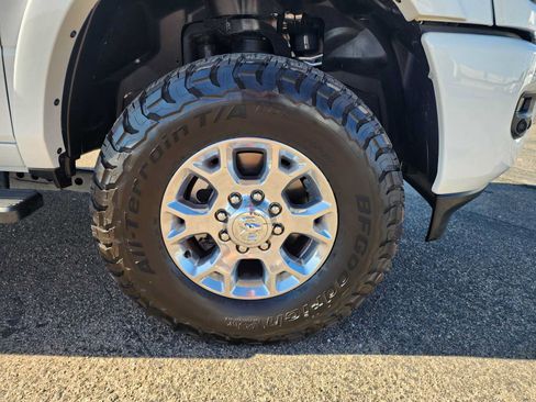 Used 2022 RAM 2500 Laramie AWD/4WD image 12