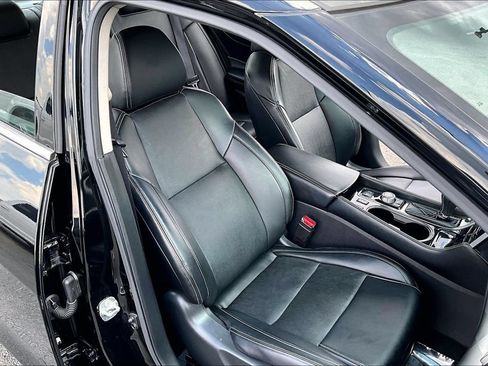 Used 2023 Nissan Maxima SL FWD image 30