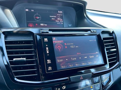 Used 2016 Honda Accord EX-L image 14