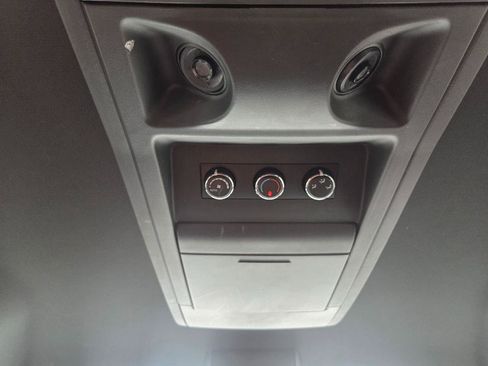 Used 2019 Dodge Grand Caravan GT image 24