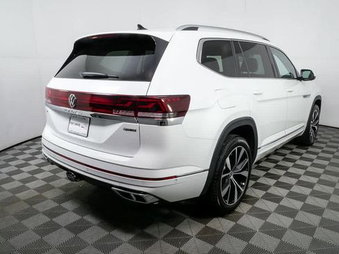 Certified 2025 Volkswagen Atlas SEL Premium R-Line image 6