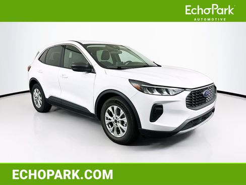 Used 2024 Ford Escape Active FWD image 1