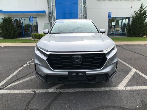 Certified 2023 Honda CR-V EX image 2