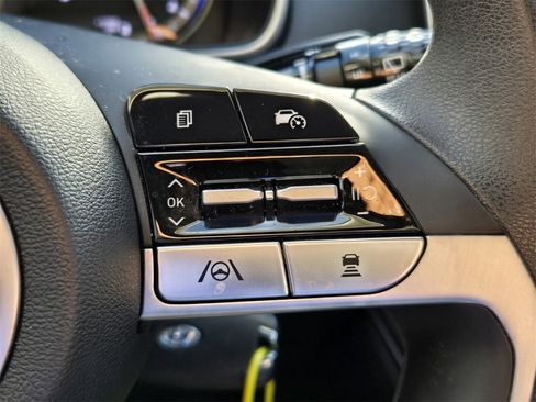 Certified 2023 Hyundai Tucson SE image 23