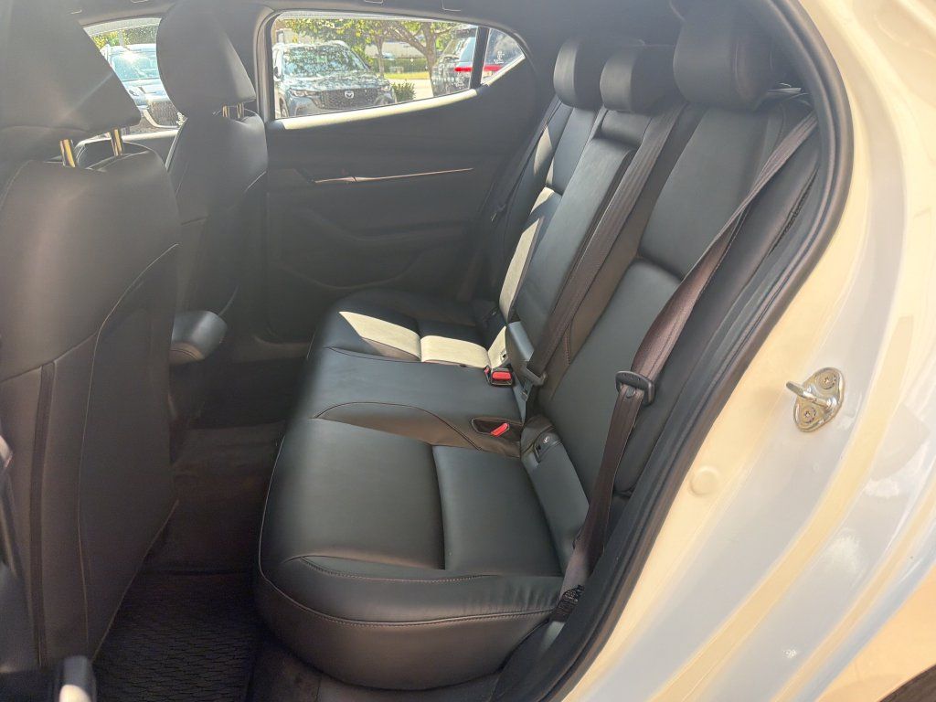 Used 2022 MAZDA MAZDA3 s AWD/4WD image 25