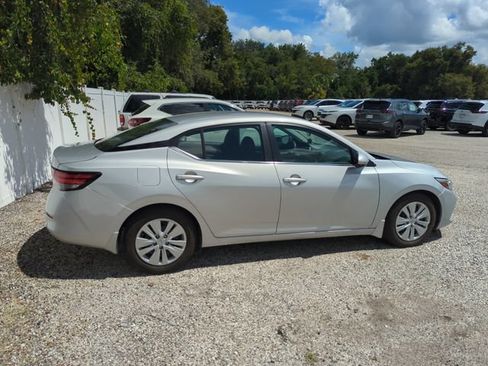 Certified 2023 Nissan Sentra S FWD image 2