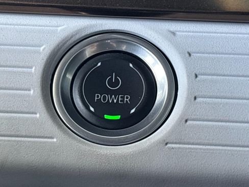 Used 2025 GMC Hummer EV 2X AWD/4WD image 23