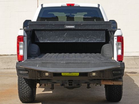Used 2019 Ford F250 XL w/ Power Equipment Group AWD/4WD image 9