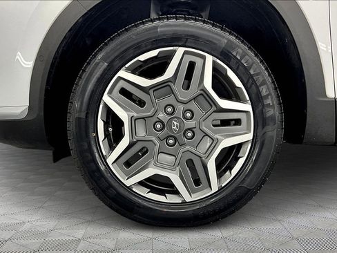Used 2022 Hyundai Santa Fe Limited image 9