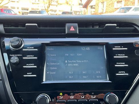 Used 2019 Toyota Camry LE image 16